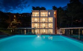 Noemia Apartments  4*